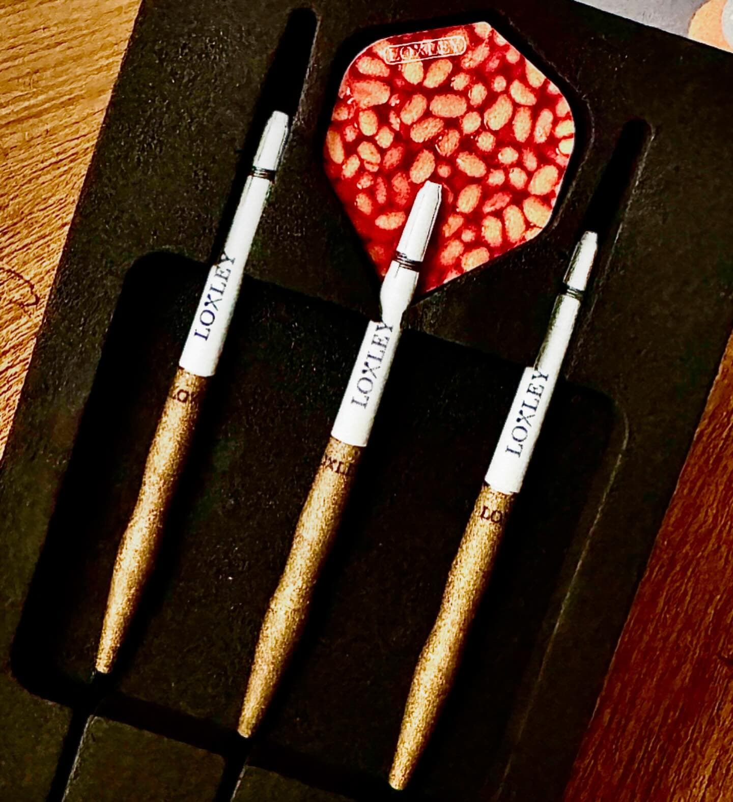 Baked BEENEY on Toast Limited 23g...🎯 loxleydarts tribalraven1984 dartshopper #loxleydarts #tribalraven1984 #dart #darts #steel #steeldart #steeldarts #soft #softdart #dartshopper #softdarts #loxley #beeney #aaron #aaronbeeney #element #toast #ontoast #bakedbeens